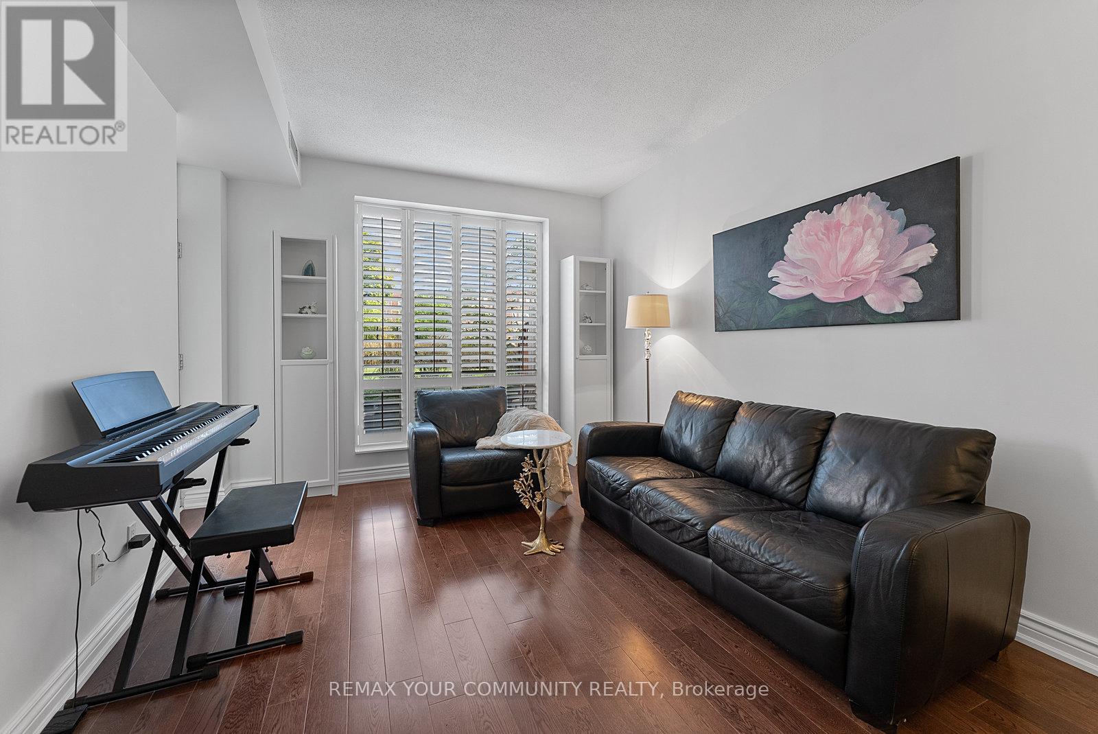 #105 451 ROSEWELL AVENUE S - 15