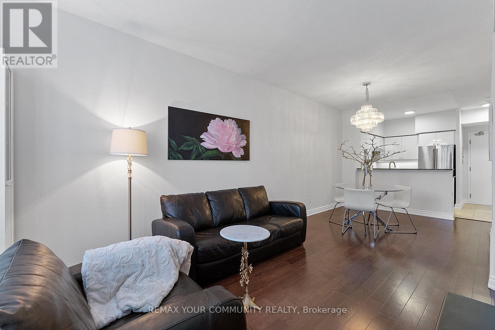 #105 451 ROSEWELL AVENUE S - 17