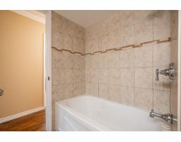 26981 28b Avenue, Langley, BC V4W3A5 Photo 18