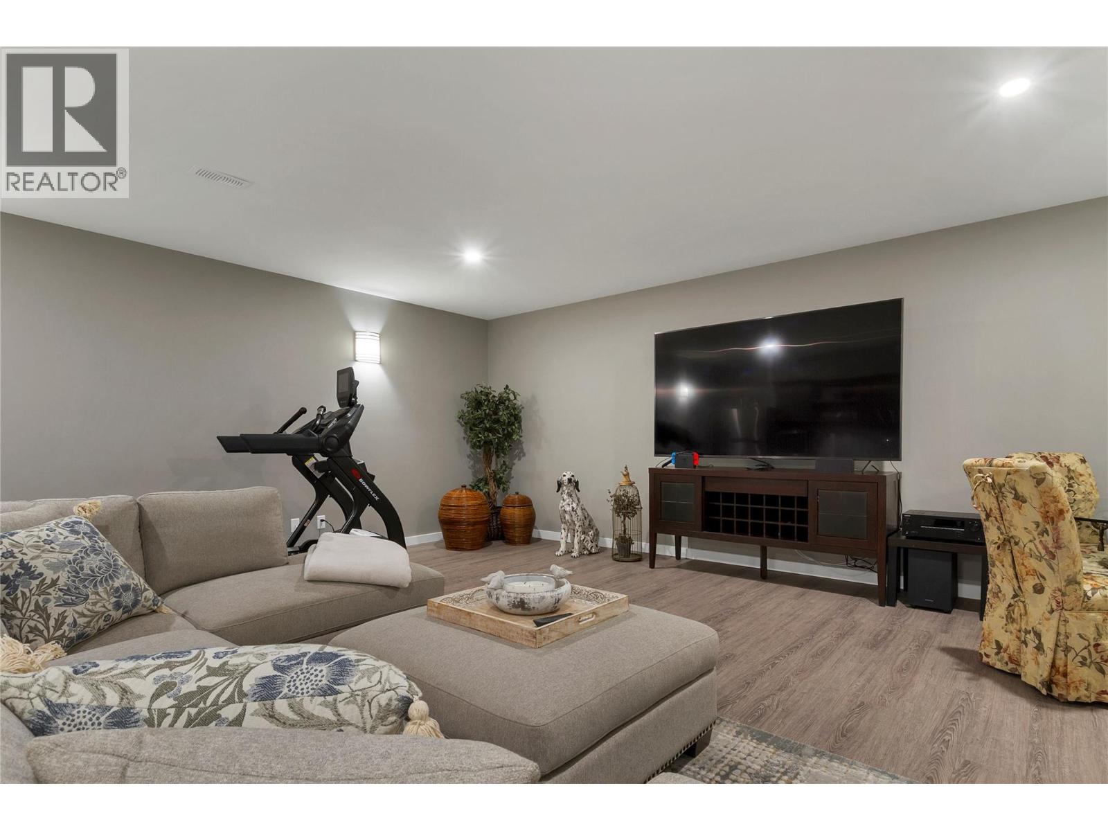 595 Vineyard Way N Unit# 31, Vernon