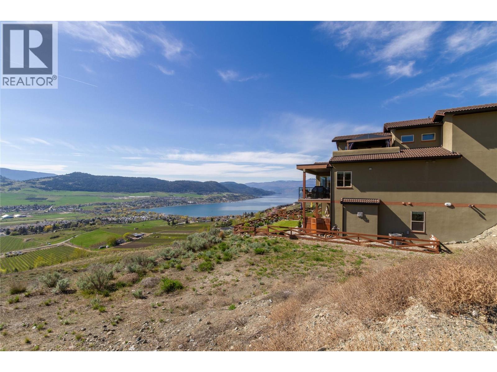 595 Vineyard Way N Unit# 31, Vernon