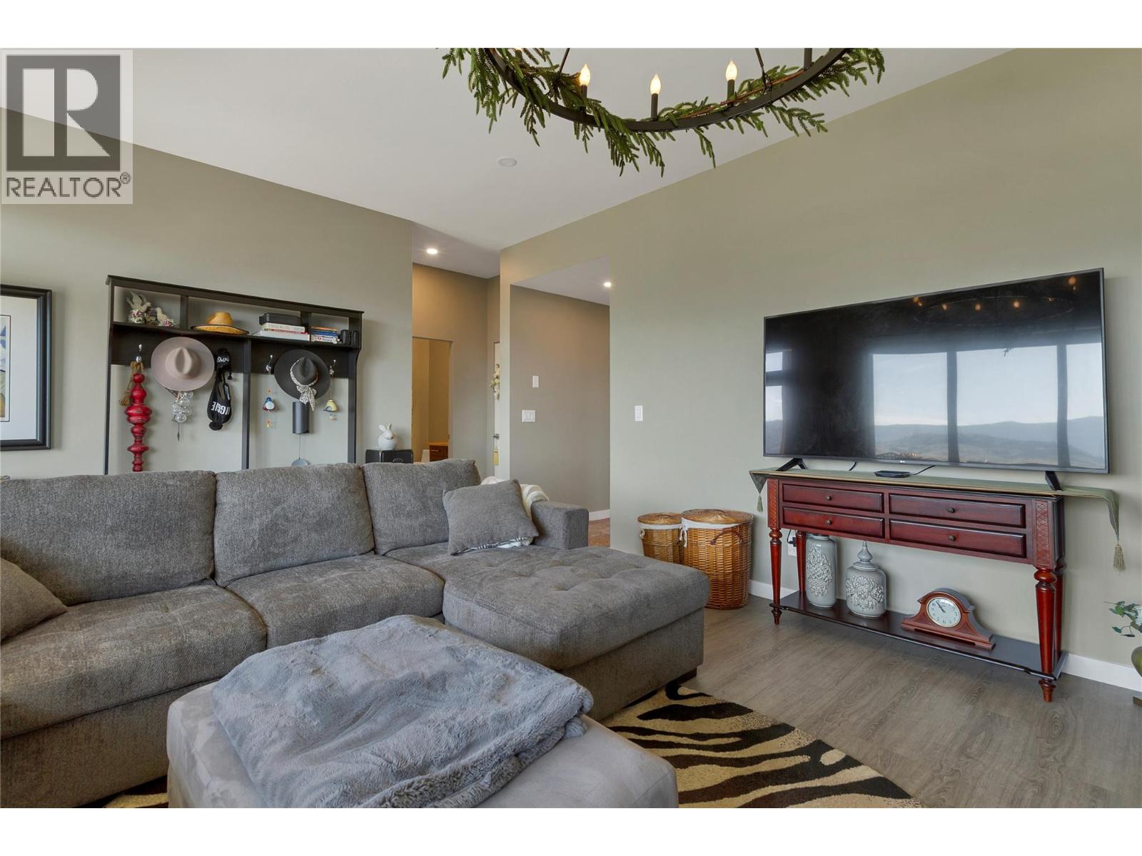 595 Vineyard Way N Unit# 31, Vernon