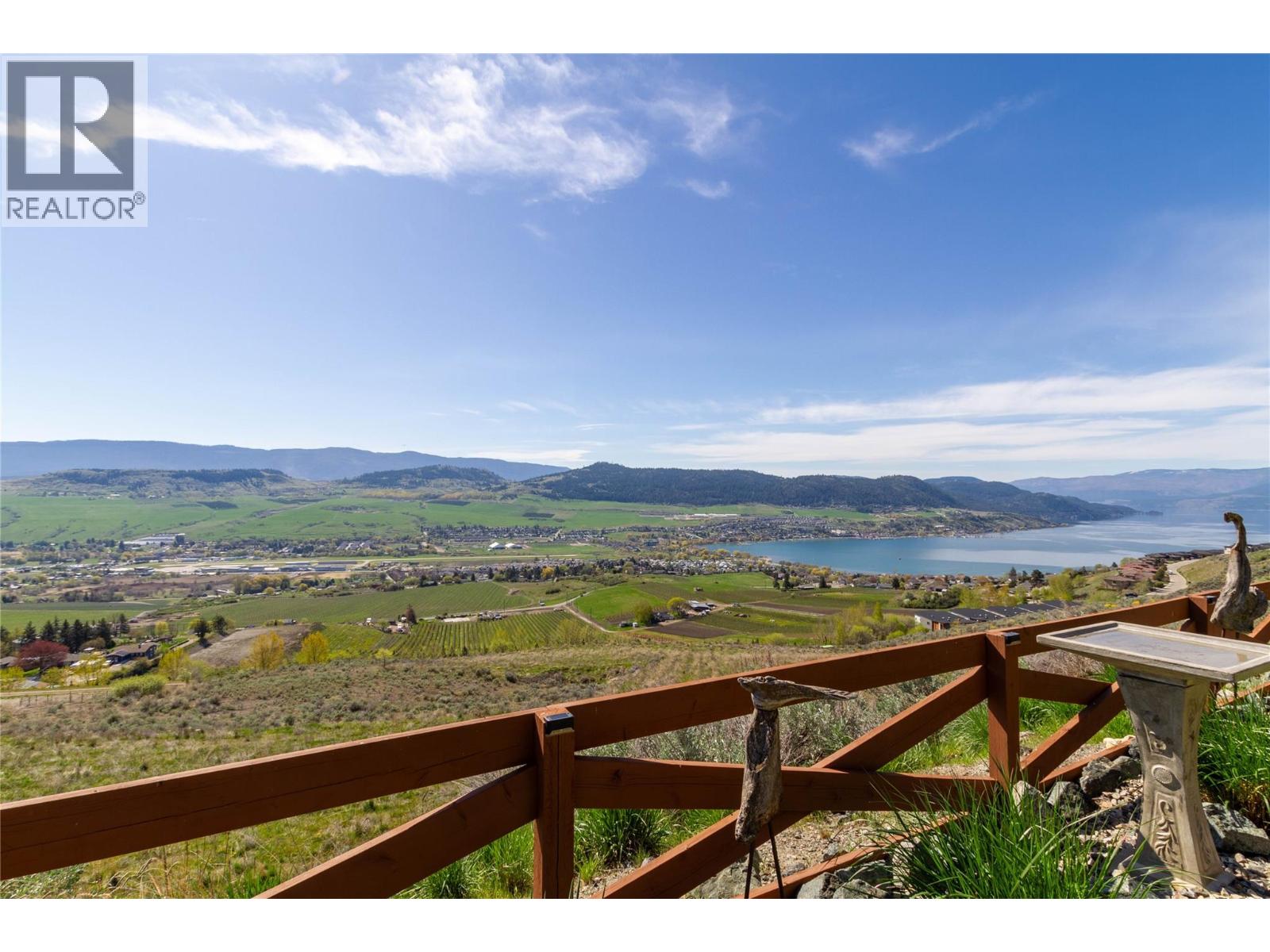 595 Vineyard Way N Unit# 31, Vernon