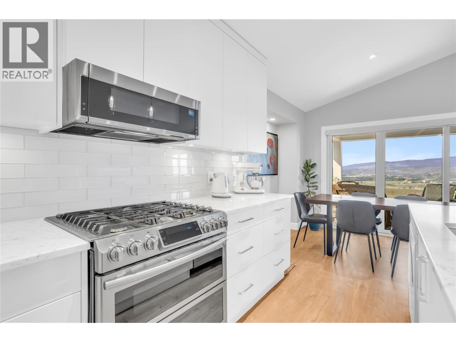  3874 Escena Drive, Kelowna