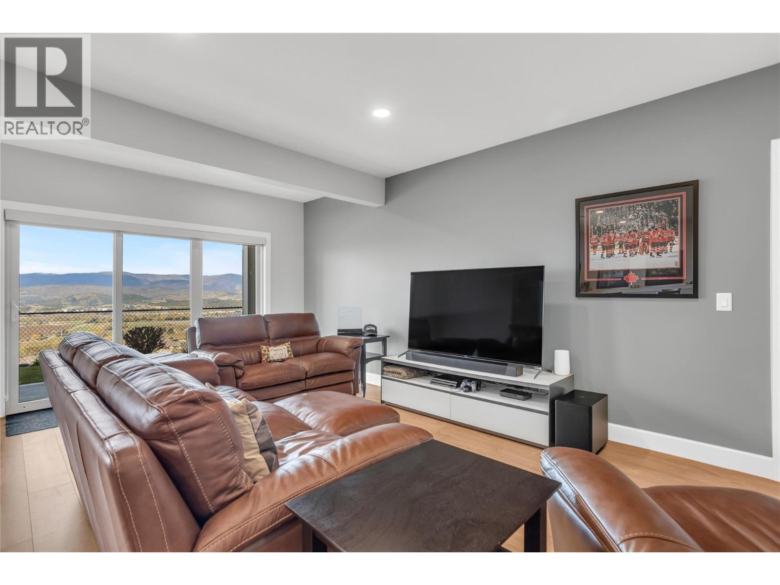  3874 Escena Drive, Kelowna