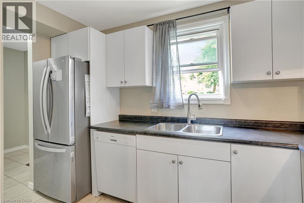 #35 175 CEDAR STREET - 14