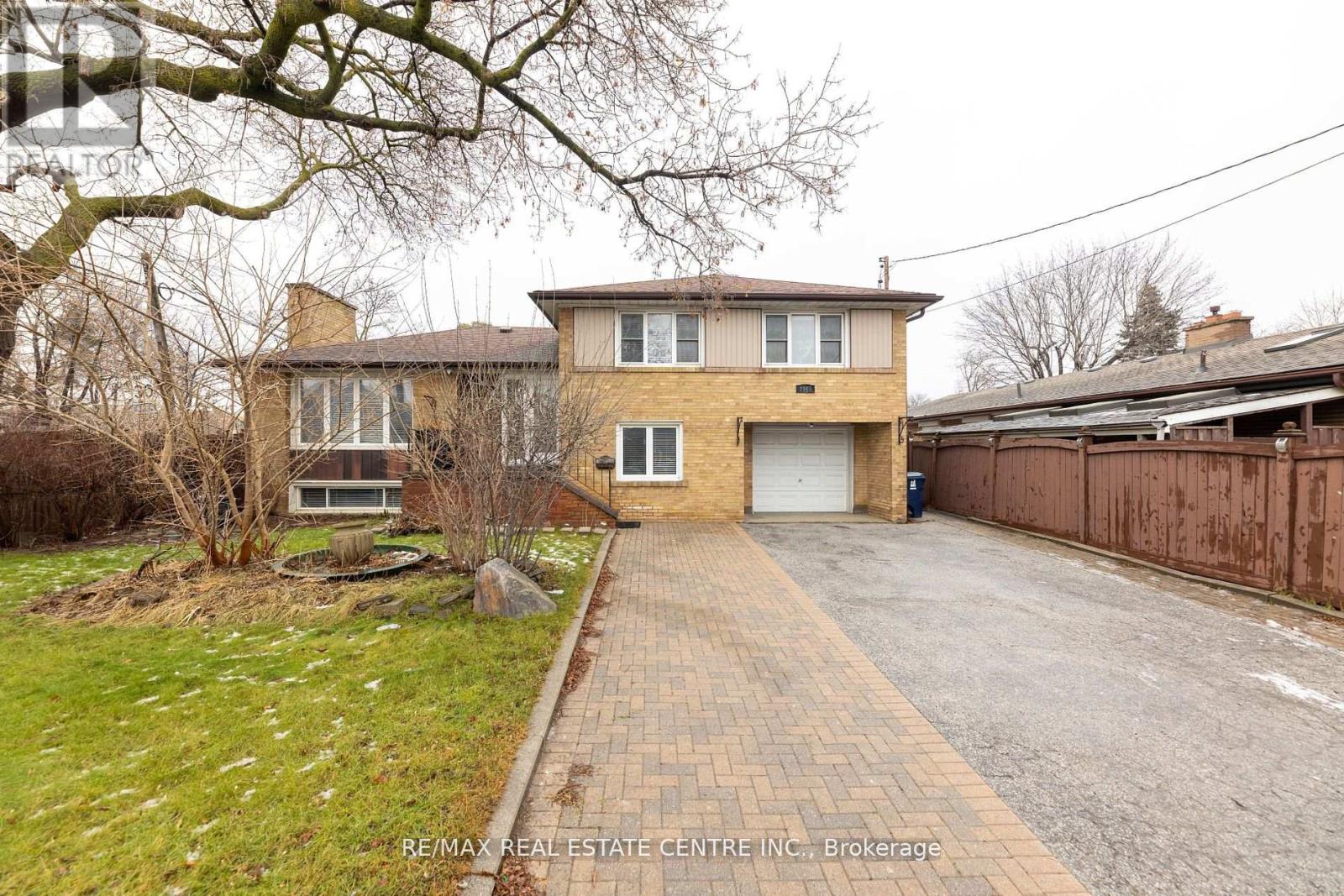 LOWER - 2965 WESTON ROAD