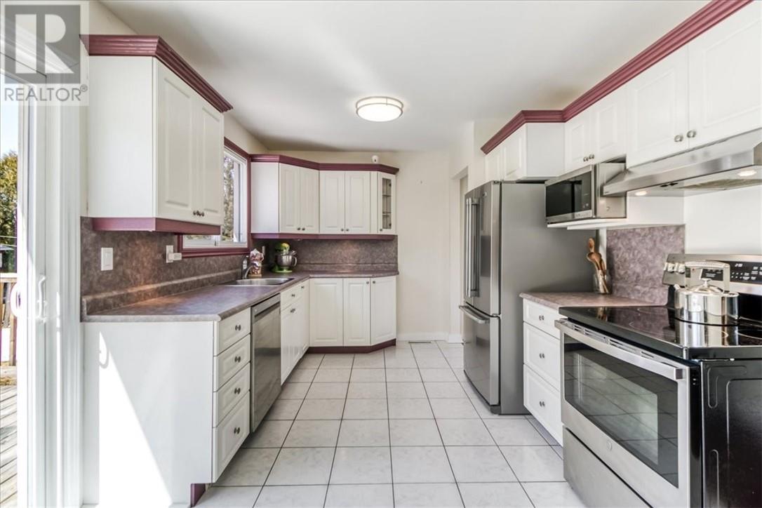 1305 Rose Marie Avenue, Sudbury, Ontario, P3A4E4 — Photo 10
