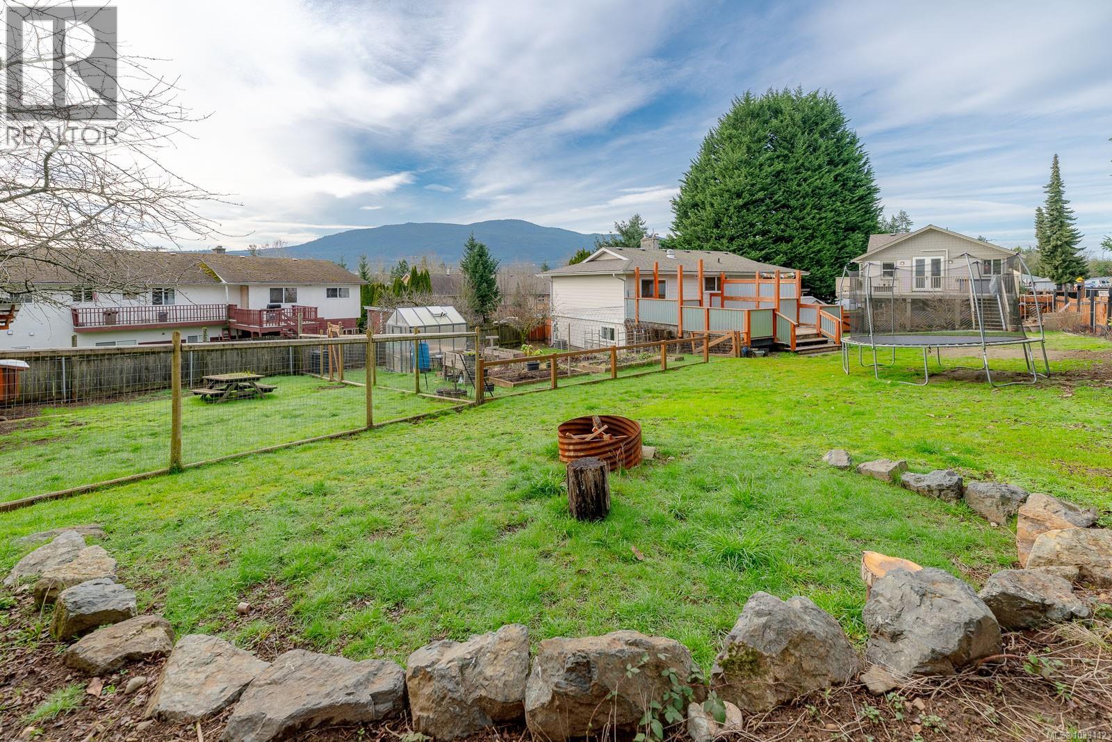 2106 Robbie Pl - 47