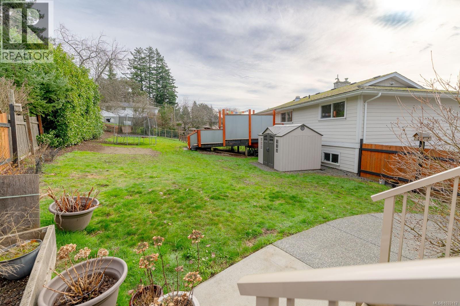 2106 Robbie Pl - 76