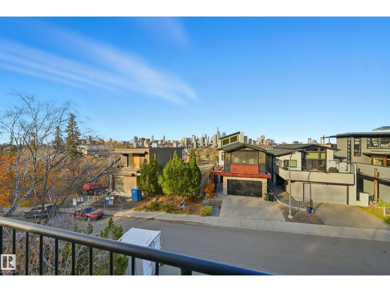 10065 90 AV NW, Edmonton