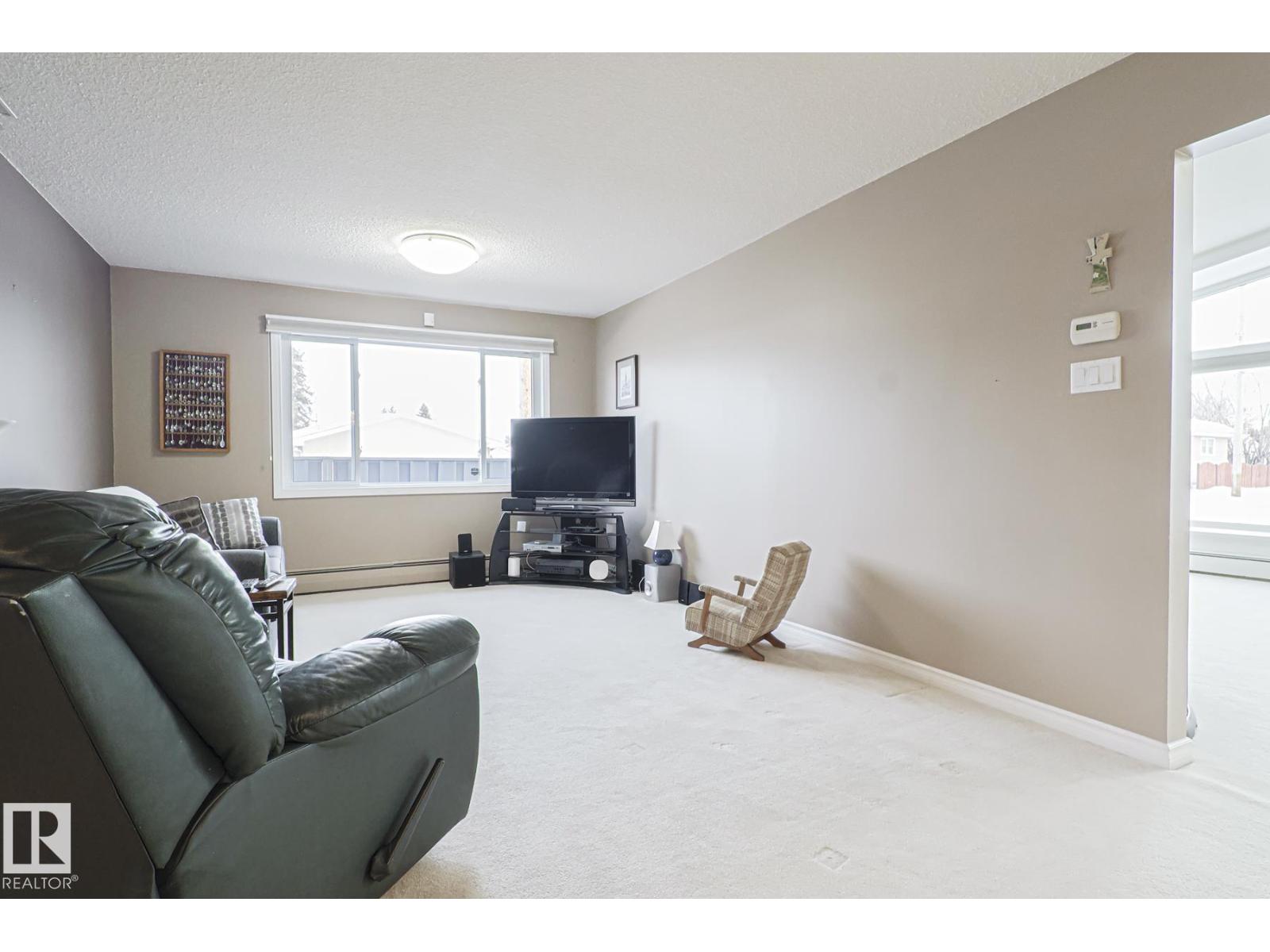 13304 70 ST NW, Edmonton