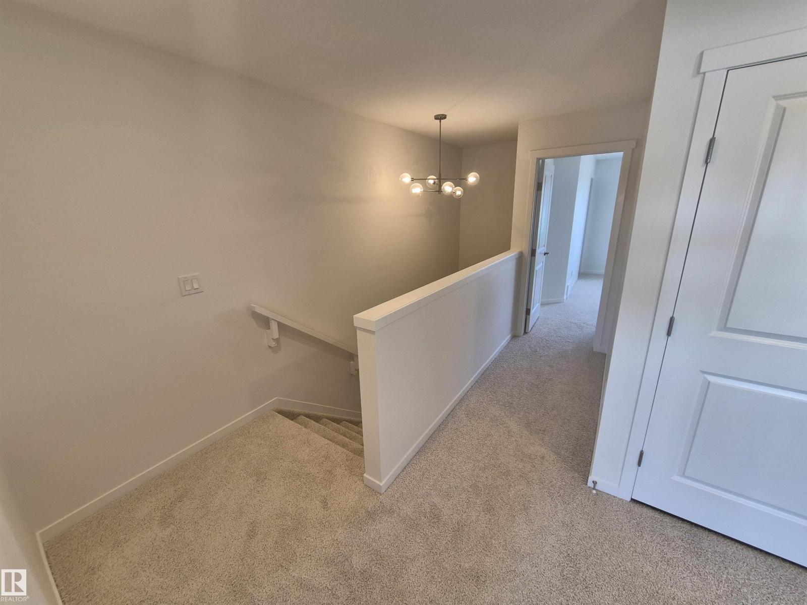 1086 MCLEOD AV, Spruce Grove