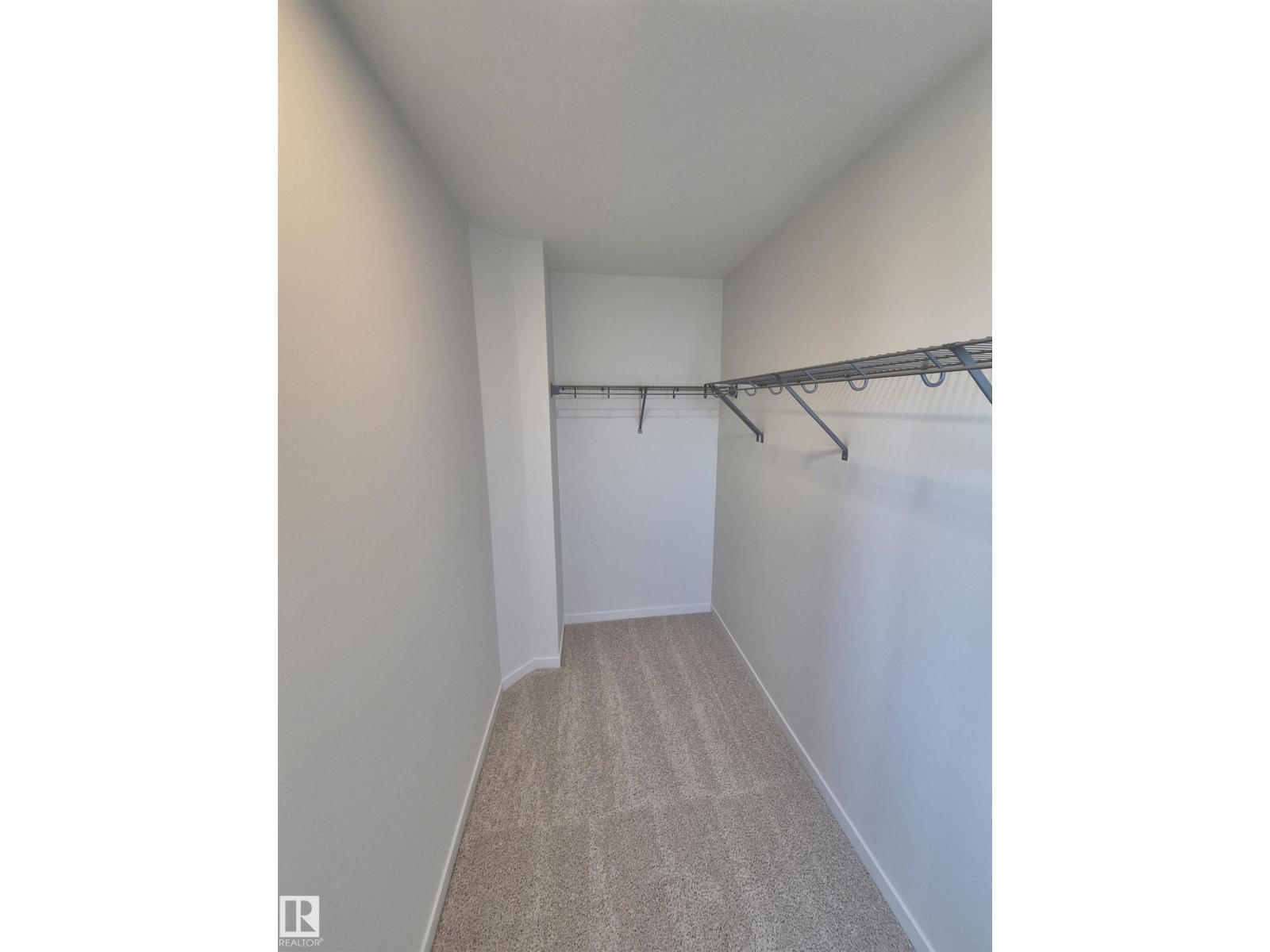 1086 MCLEOD AV, Spruce Grove