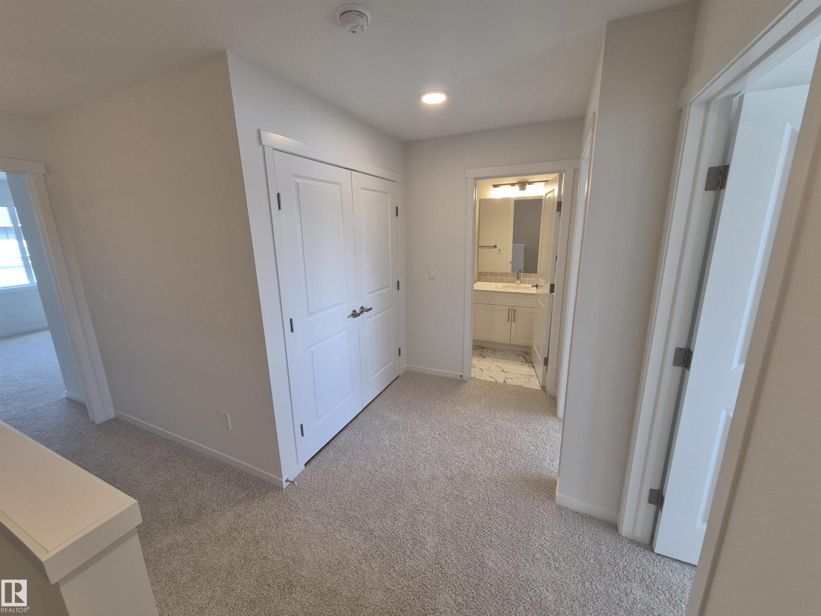 1086 MCLEOD AV, Spruce Grove