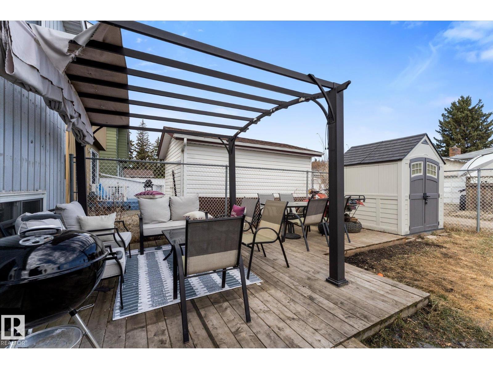 33 WELLINGTON CR, Spruce Grove