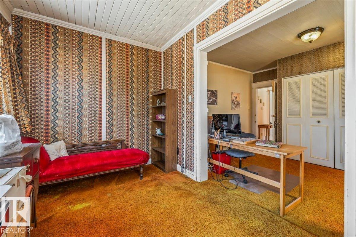 10818 125 ST NW, Edmonton