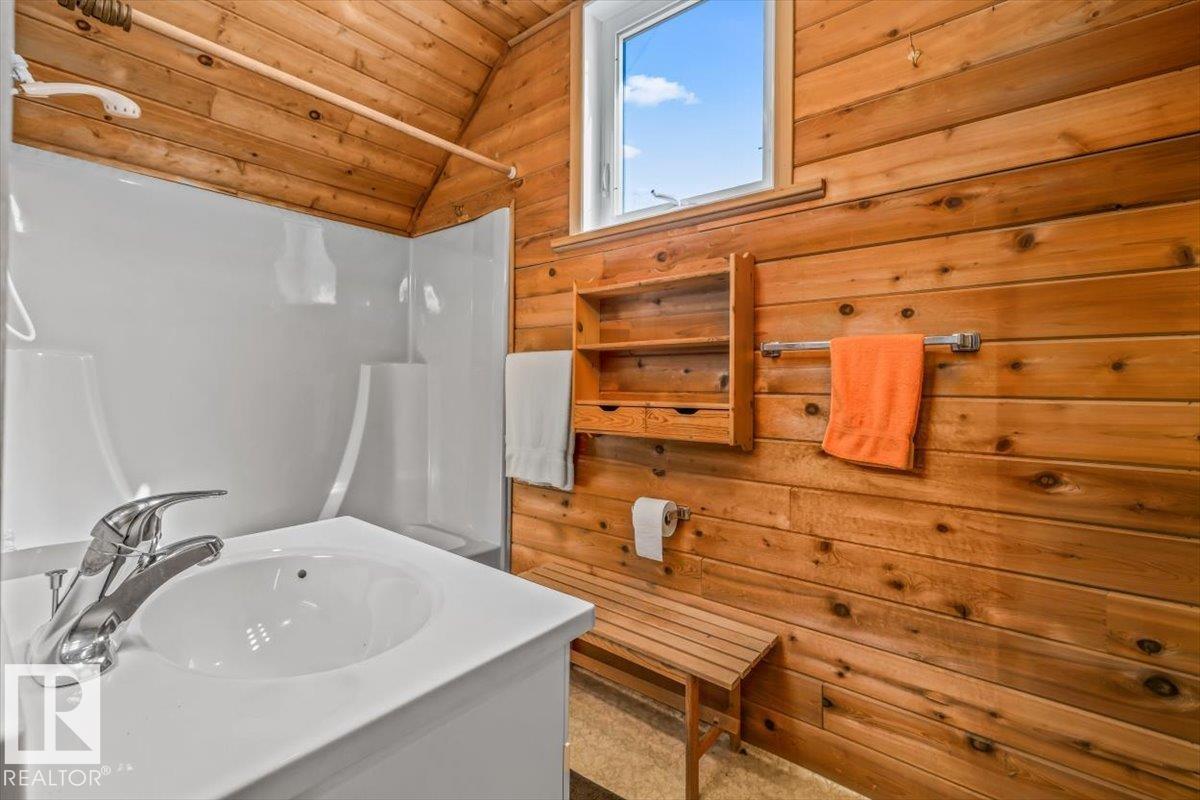 10818 125 ST NW, Edmonton