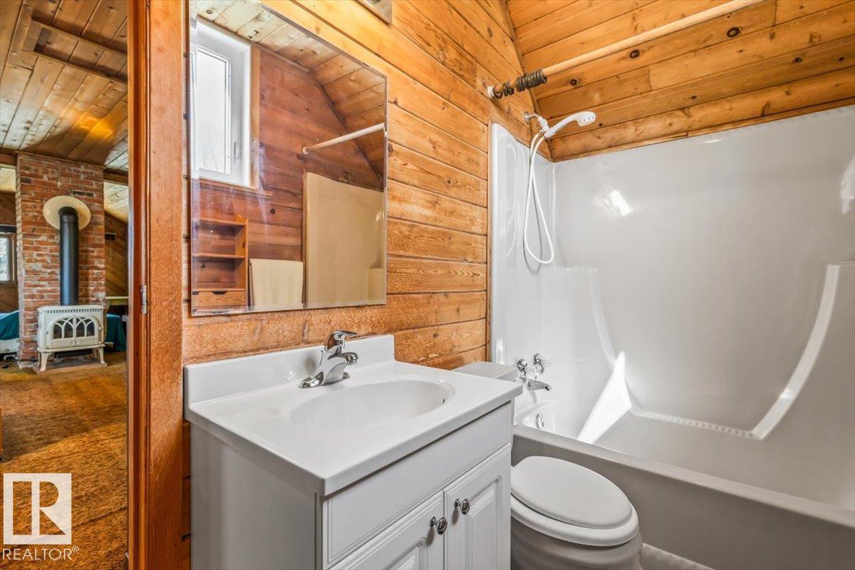 10818 125 ST NW, Edmonton