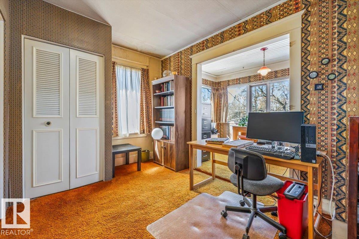 10818 125 ST NW, Edmonton