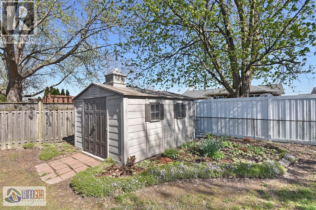 194 BRIEN AVENUE East, Essex, Ontario, N8M2P6 — Photo 13