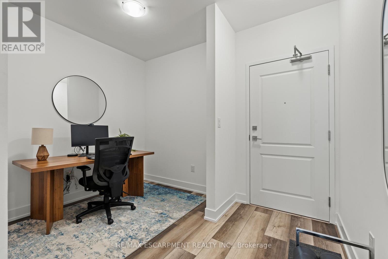 #706 450 DUNDAS STREET E - 9