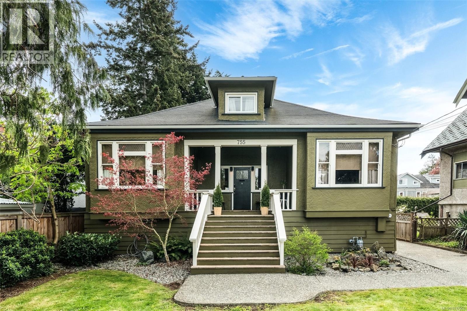  755 Wilson Street, Victoria