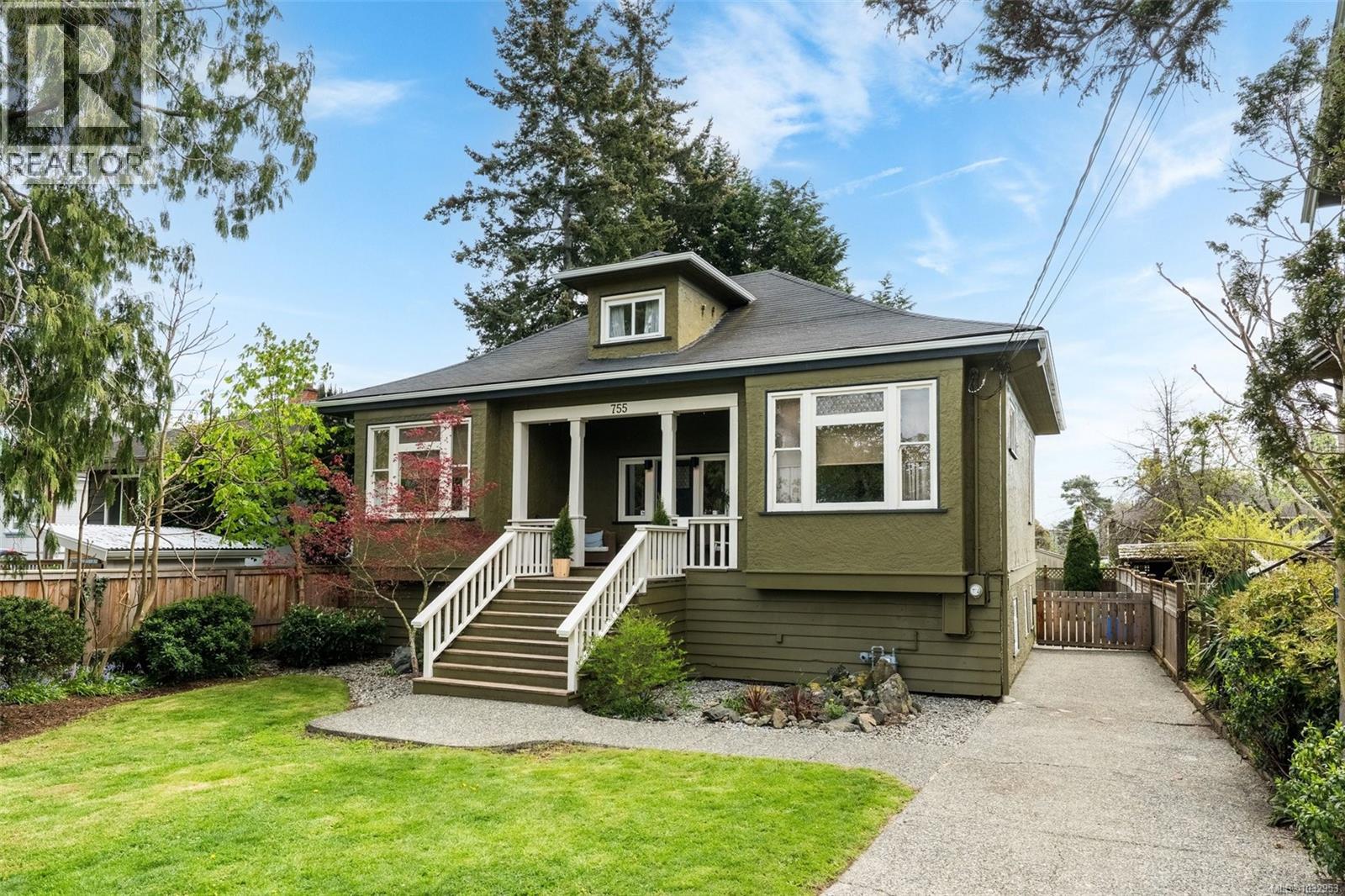  755 Wilson Street, Victoria