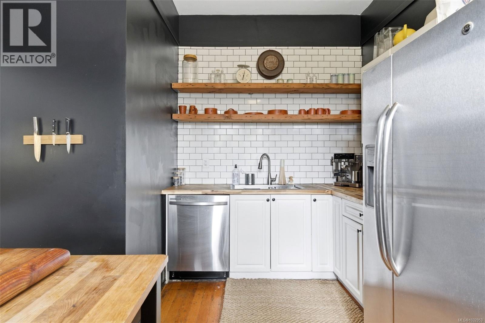  755 Wilson Street, Victoria