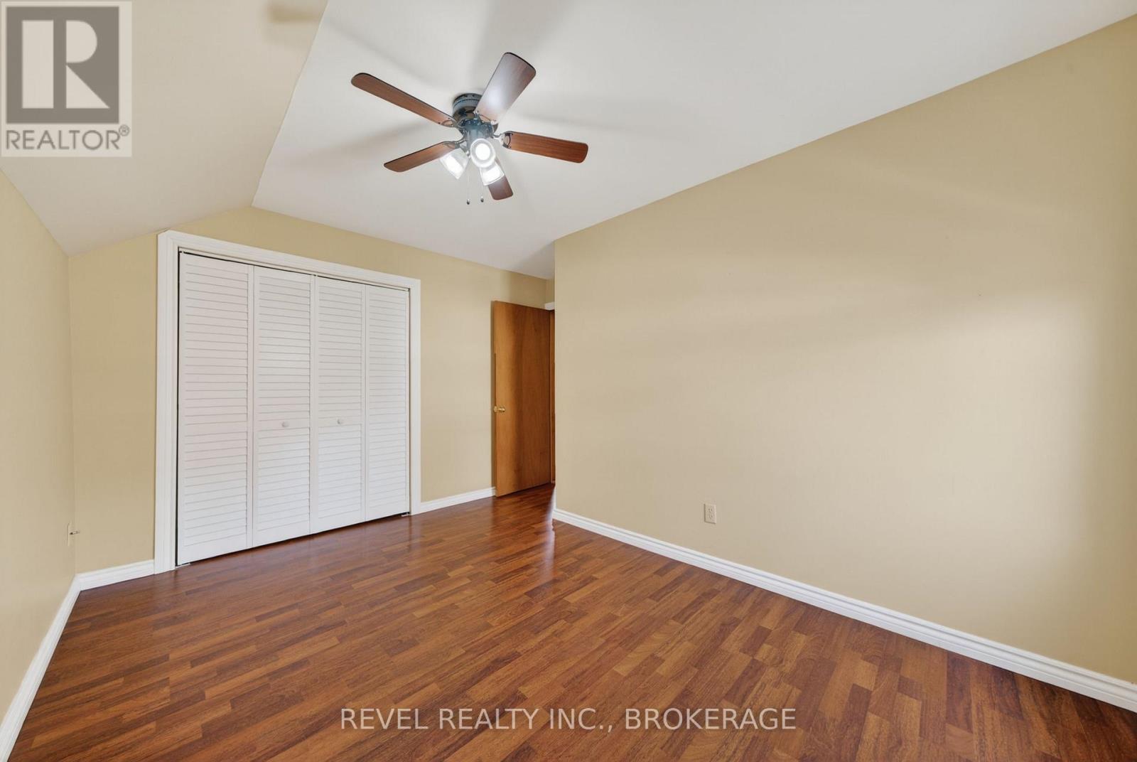 38 BENNETT STREET - 18