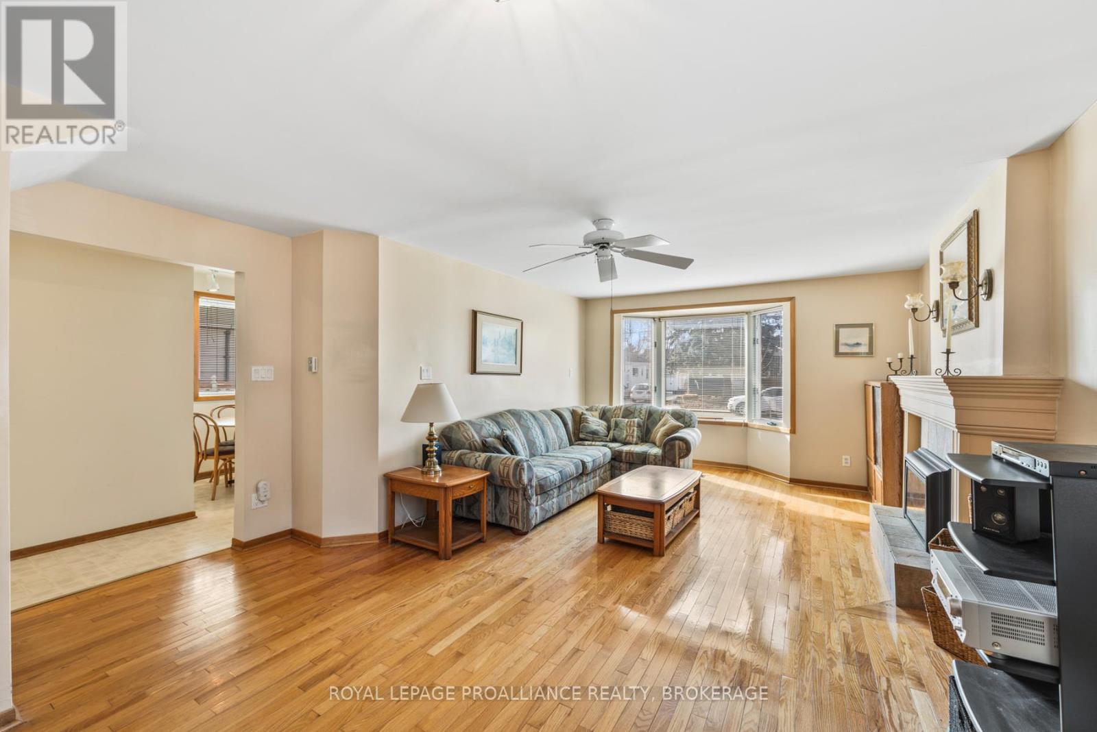 69 SCOTT STREET, Kingston (Central City East), Ontario, K7L1L6 — Photo 11