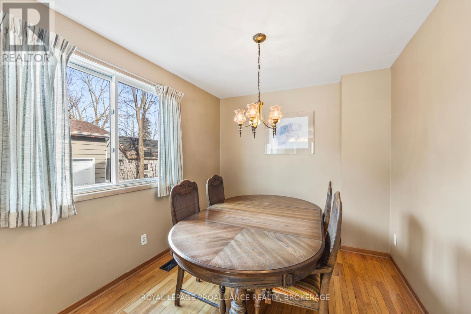 69 SCOTT STREET, Kingston (Central City East), Ontario, K7L1L6 — Photo 12