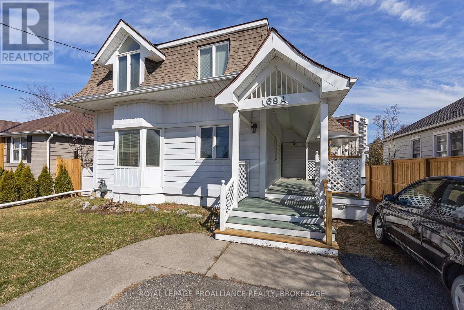 69 SCOTT STREET, Kingston (Central City East), Ontario, K7L1L6 — Photo 2