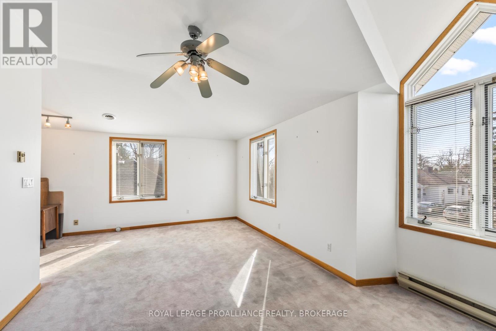 69 SCOTT STREET, Kingston (Central City East), Ontario, K7L1L6 — Photo 35