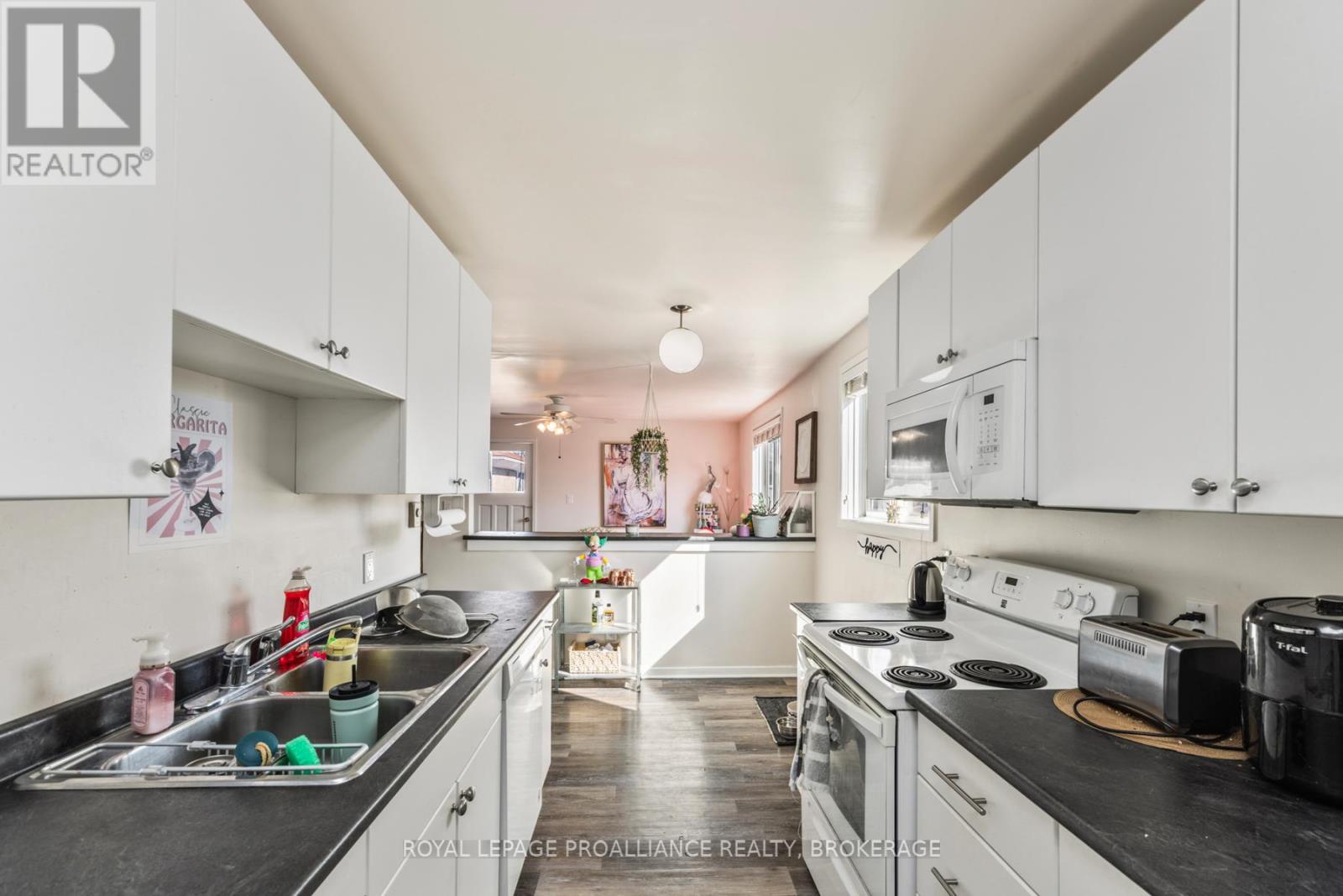 69 SCOTT STREET, Kingston (Central City East), Ontario, K7L1L6 — Photo 41