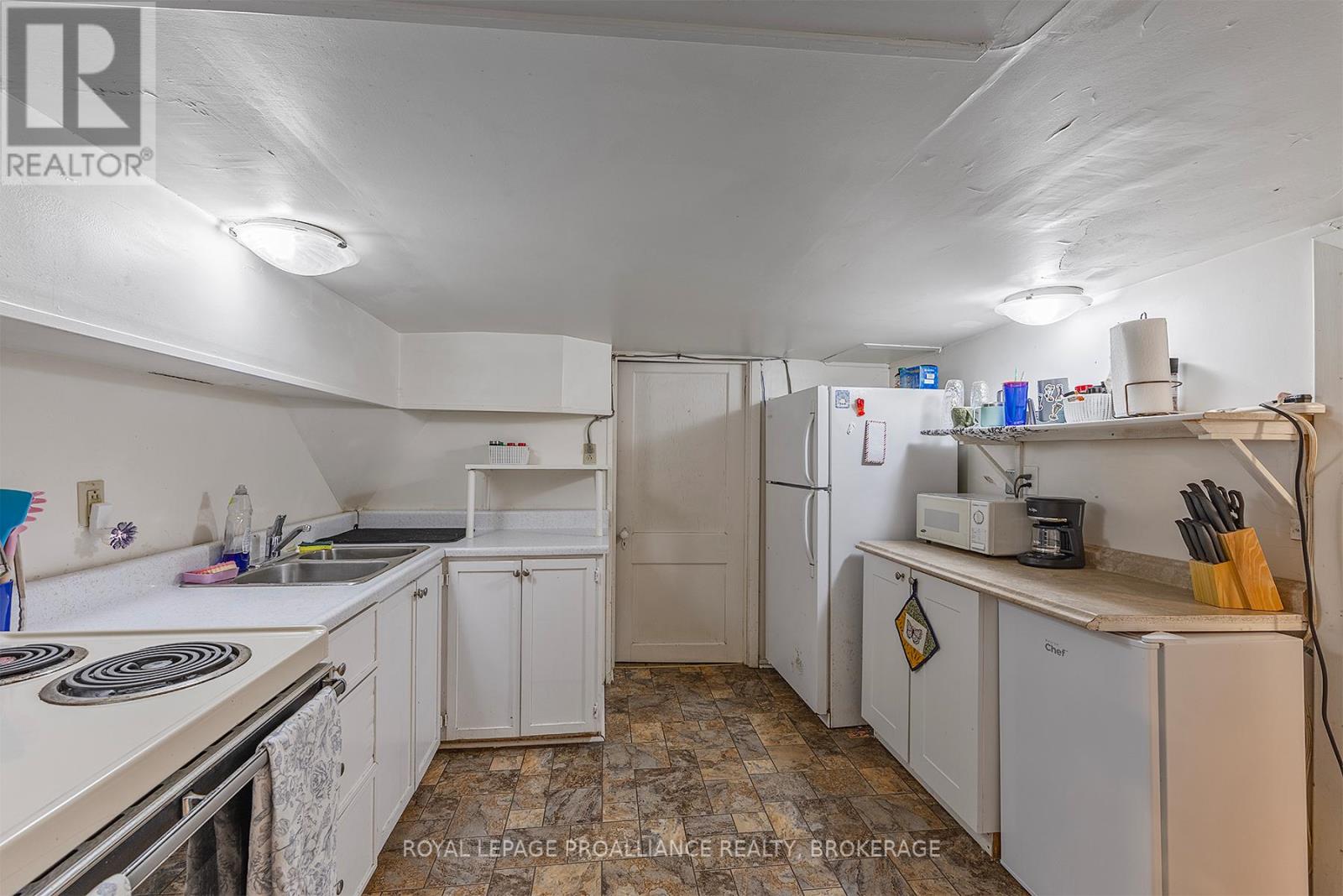 69 SCOTT STREET, Kingston (Central City East), Ontario, K7L1L6 — Photo 49