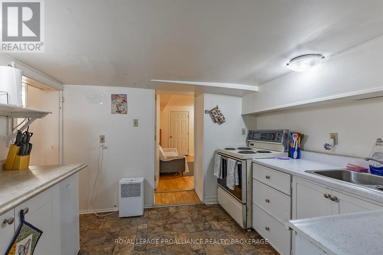 69 SCOTT STREET, Kingston (Central City East), Ontario, K7L1L6 — Photo 50