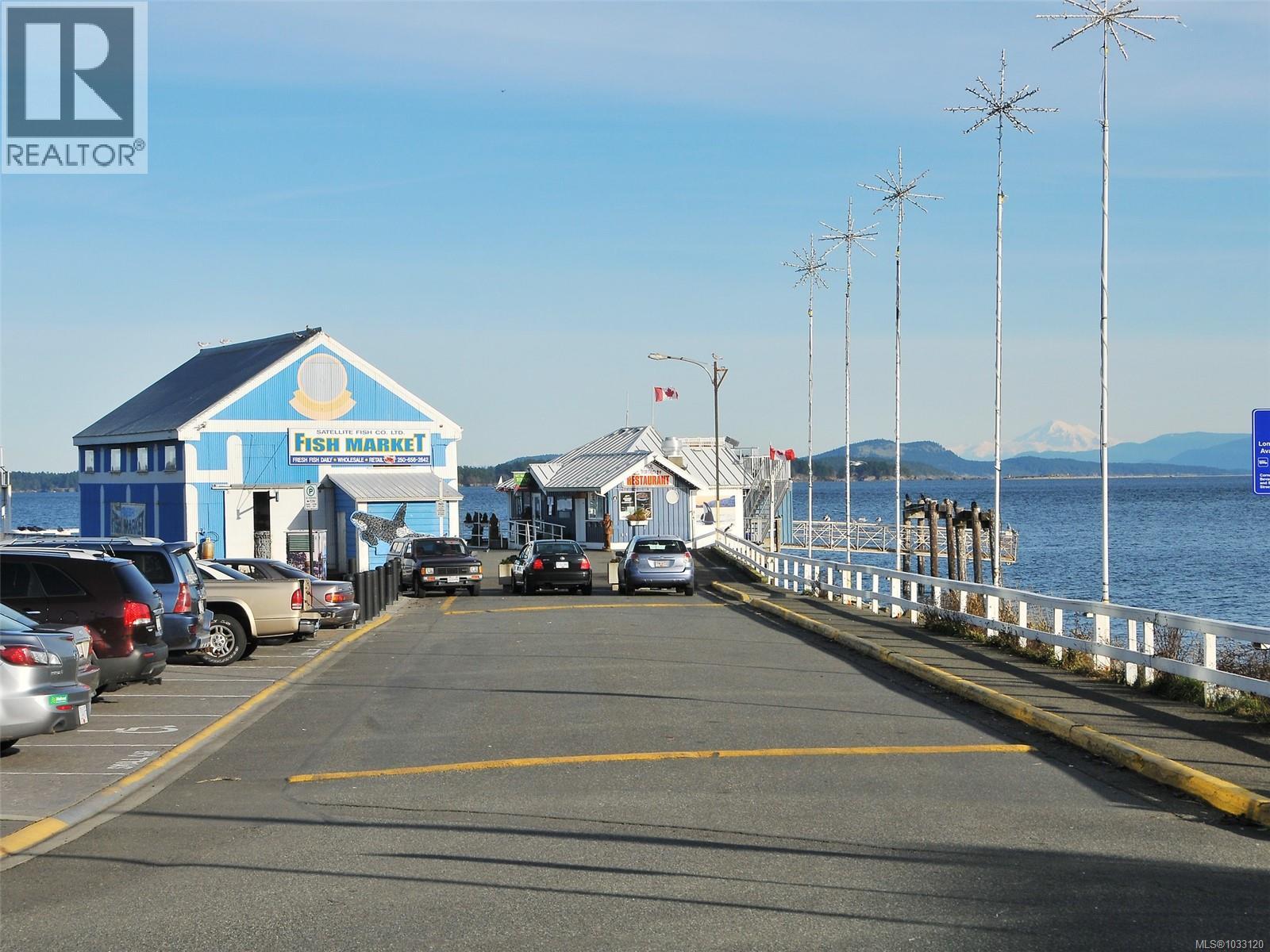 FISH MARKET
