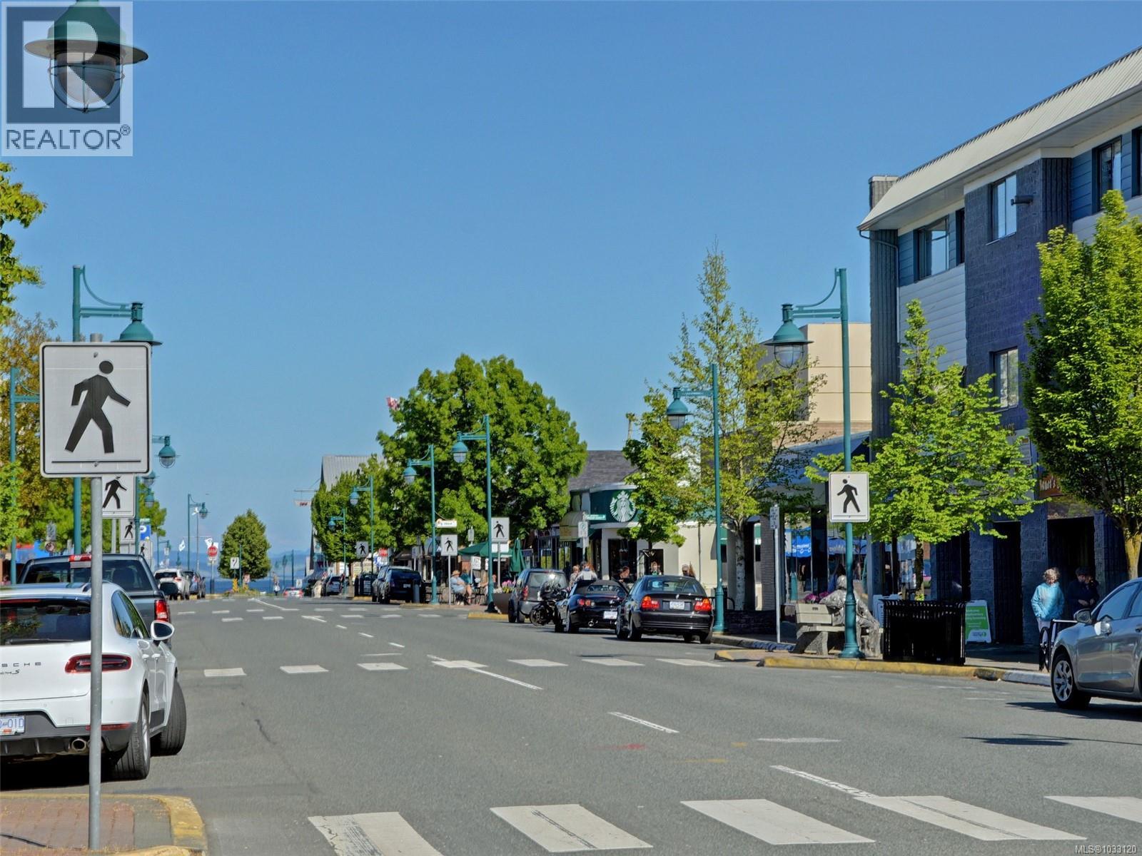 BEACON AVE