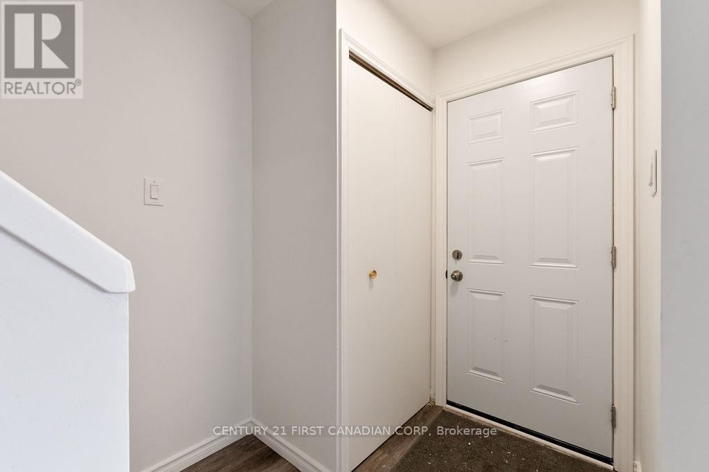 #27 45 GATEWOOD PLACE - 8
