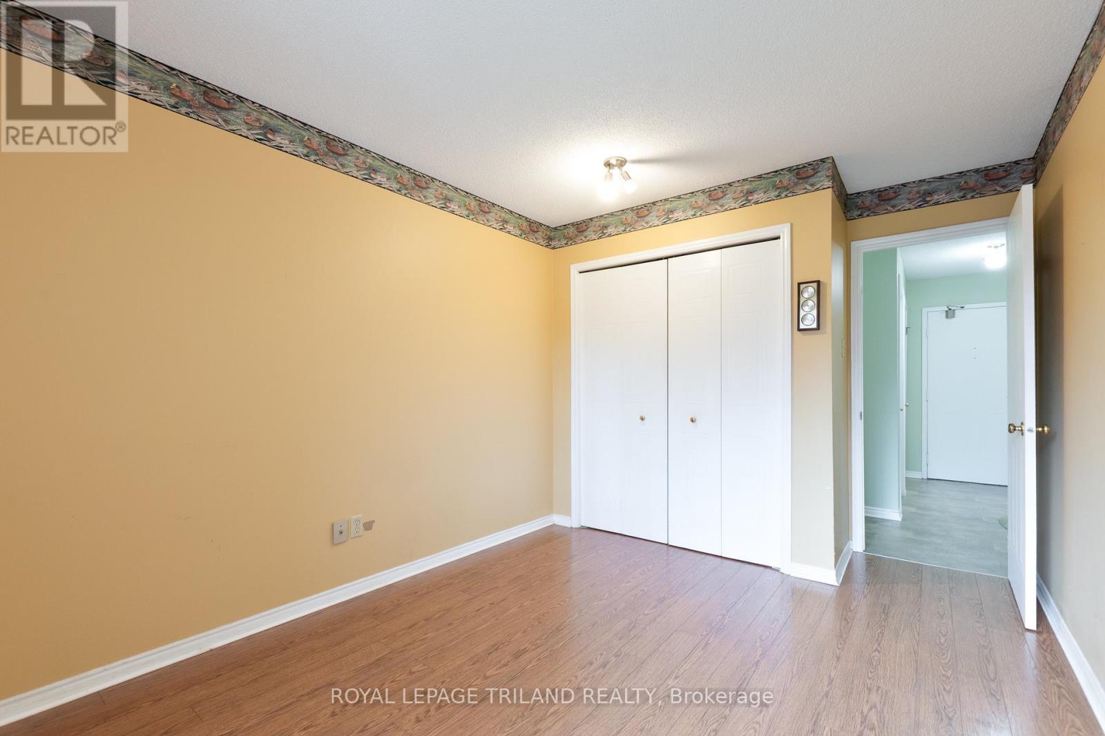 #123 440 WELLINGTON STREET - 21