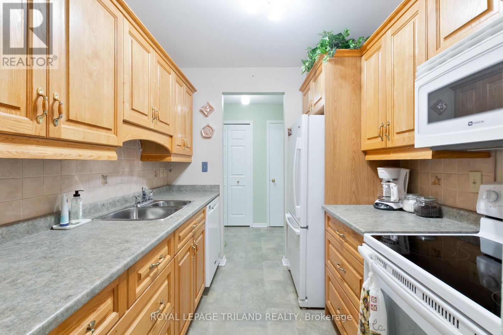#123 440 WELLINGTON STREET - 9