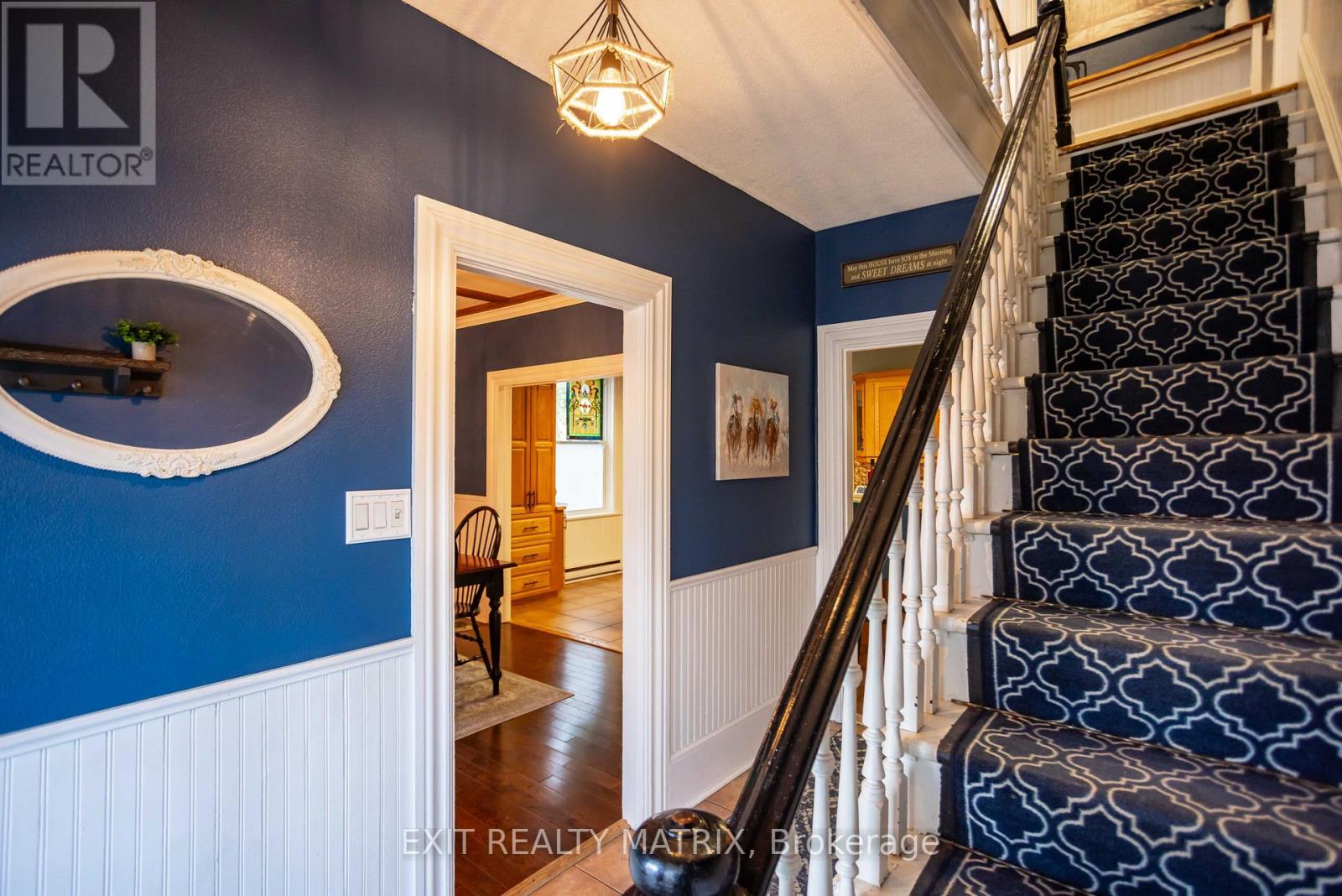 44 MILL STREET - 28