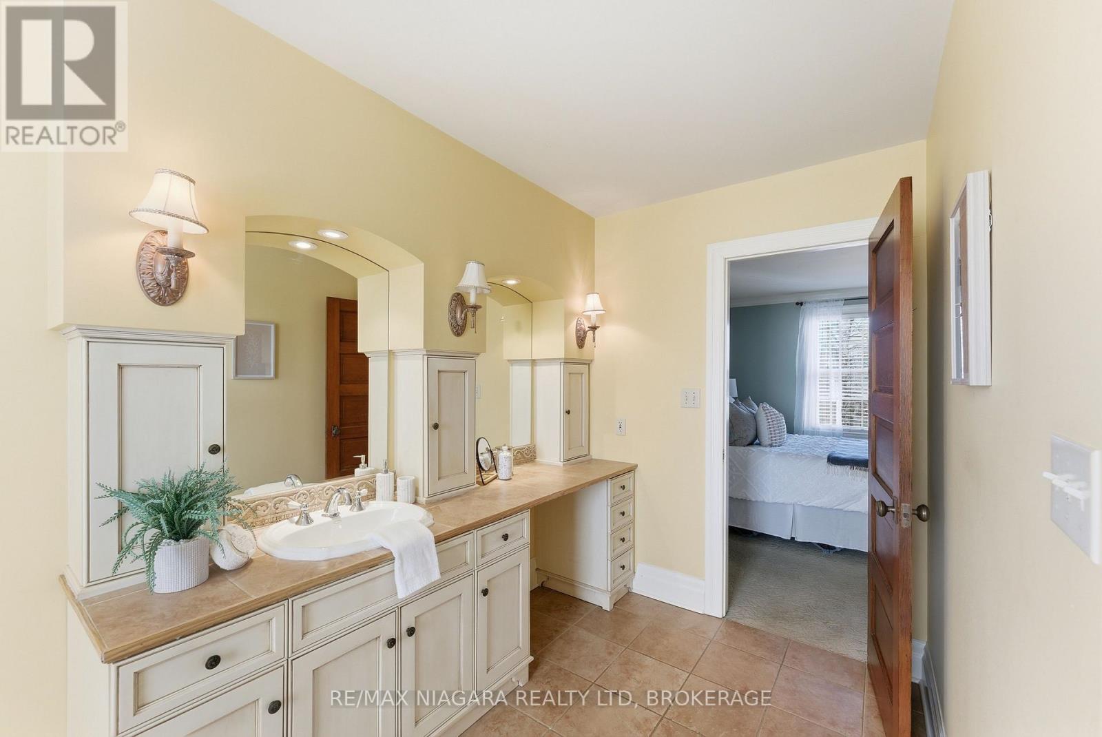 2 SAMUEL STREET, Niagara-on-the-Lake (Town), Ontario, L0S1J0 — Photo 29