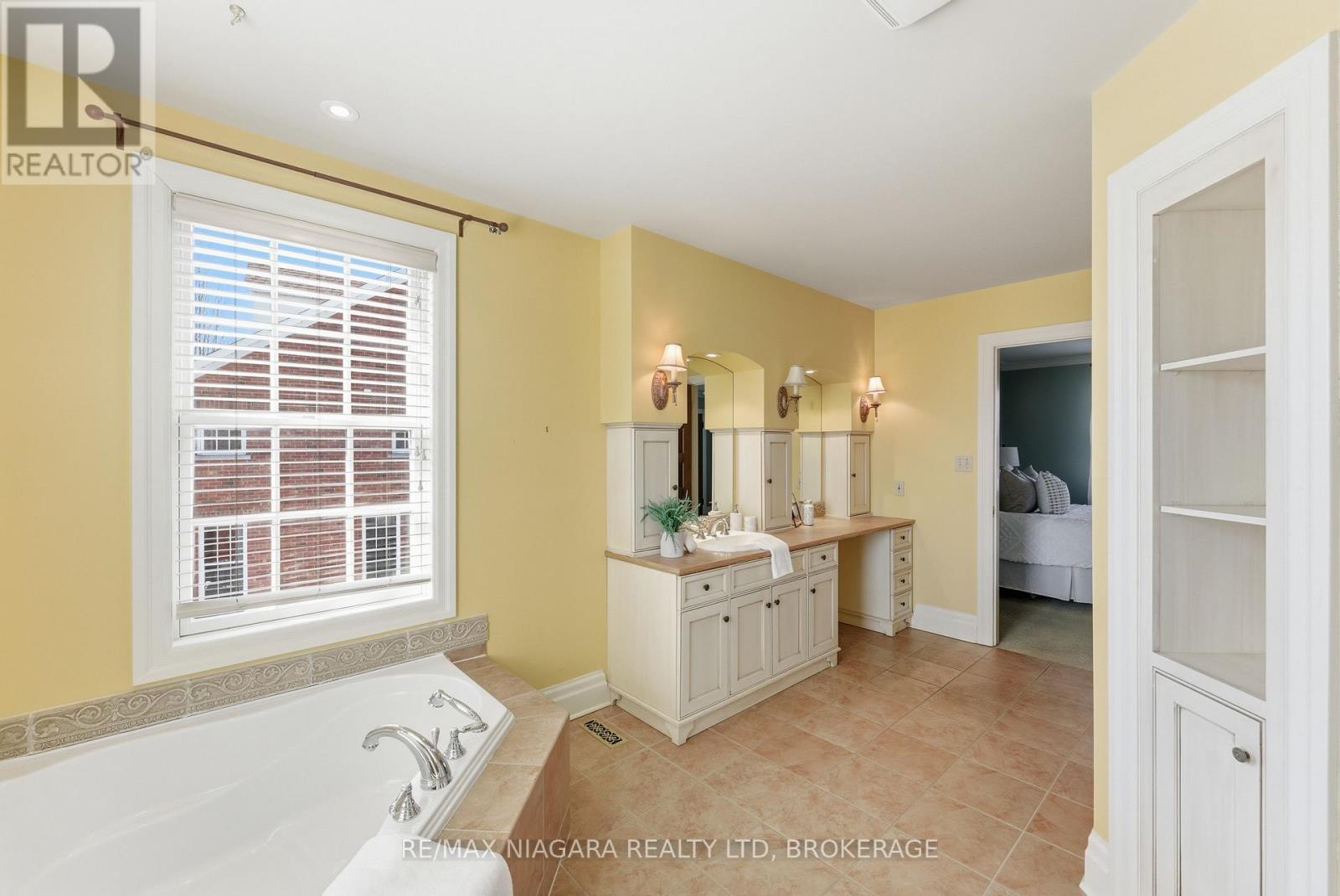 2 SAMUEL STREET, Niagara-on-the-Lake (Town), Ontario, L0S1J0 — Photo 30