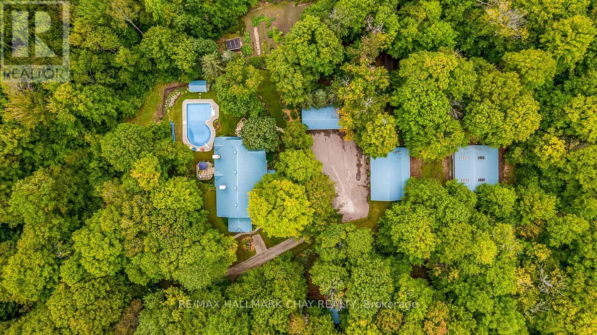 3778 Vasey Road, Tay Township
