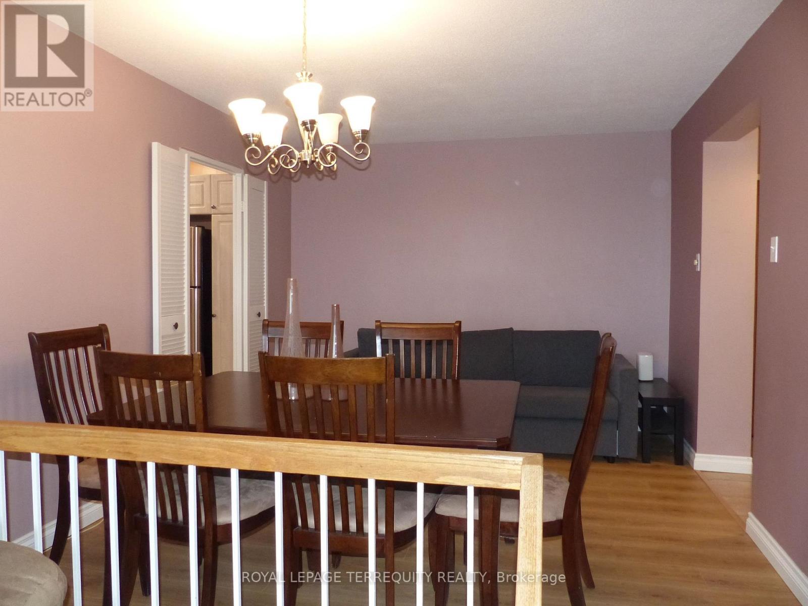 #906 177 LINUS ROAD - 11