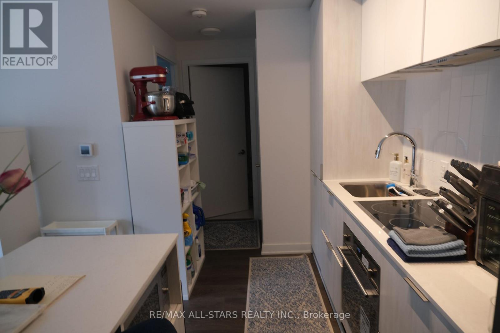 #1007 130 RIVER STREET - 6