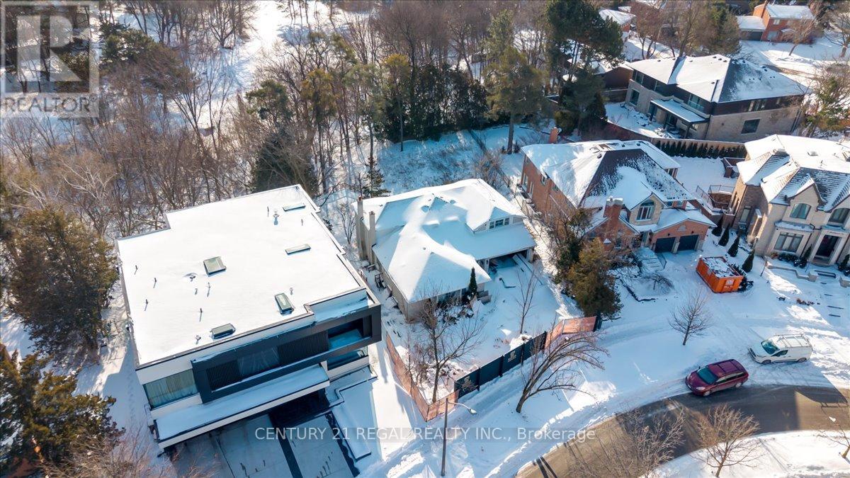 11 MONTRESSOR DRIVE - 8