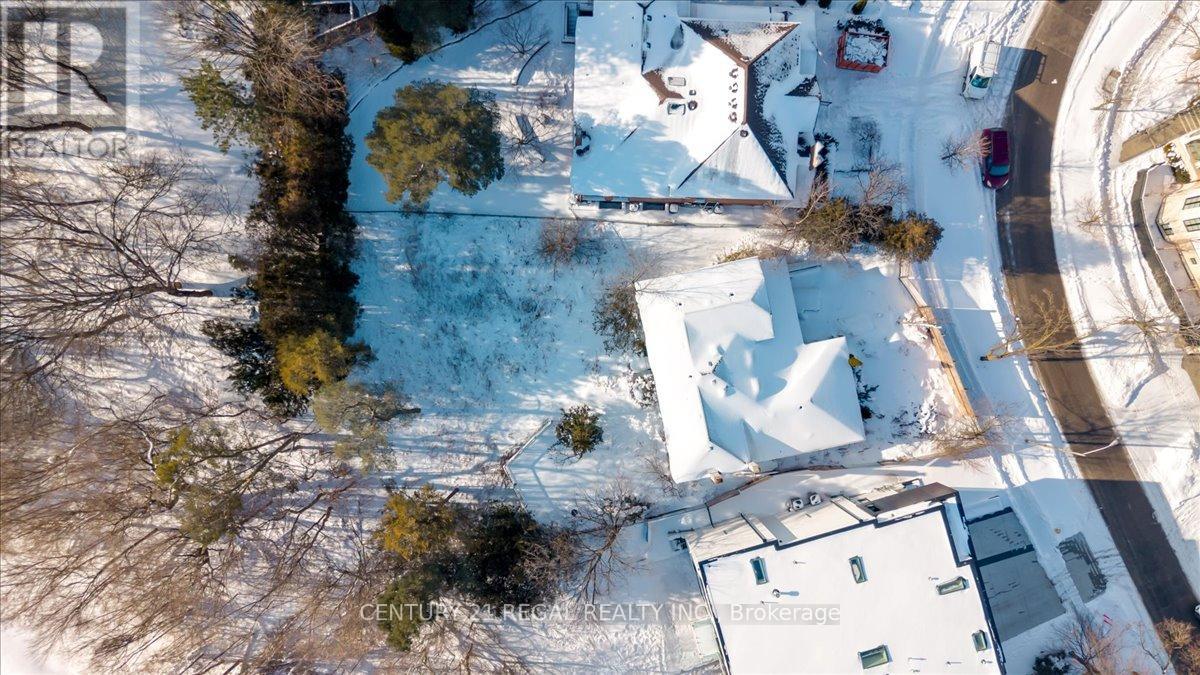 11 MONTRESSOR DRIVE - 9